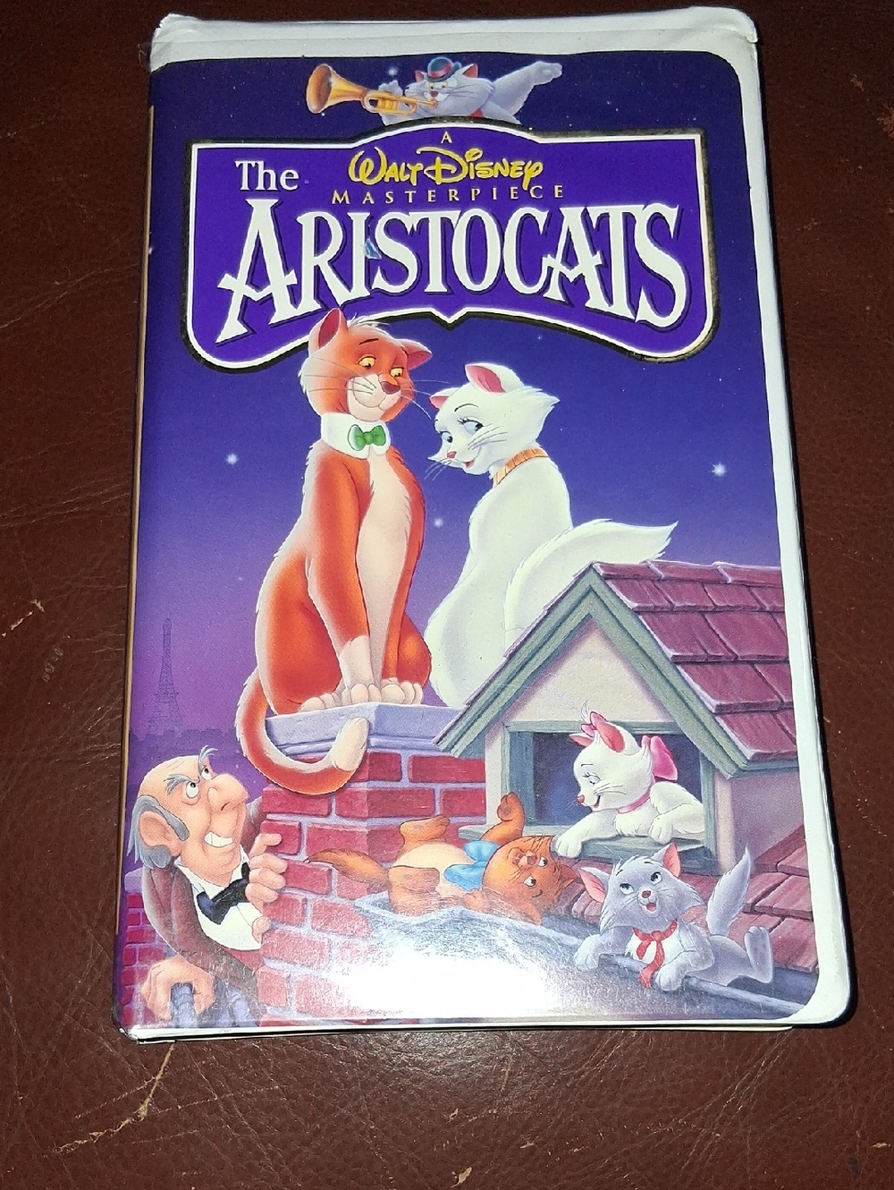 Disney The Aristocats VHS Cover - Purple and White Cats